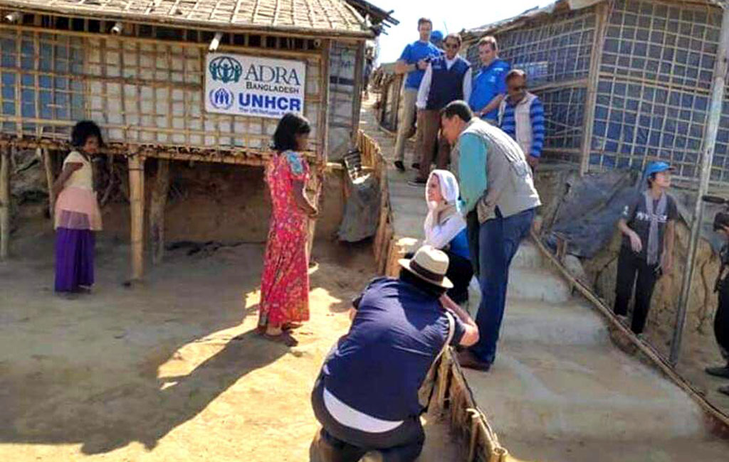 Angelina Jolie speaks with a child at a Rohingya camp in Teknaf, Cox’s Bazar on Monday, February 4, 2019 Dhaka Tribune